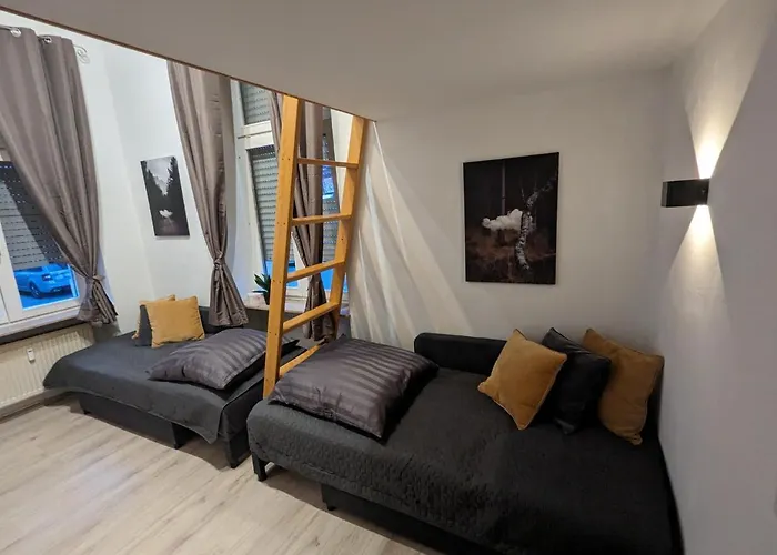 Schoenes Am Rhein - Zentral 1 Апартаменты *